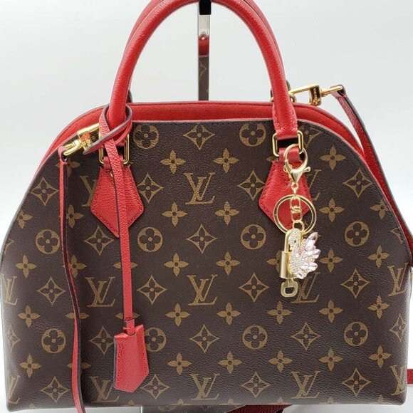 Authentic Louis Vuitton Lock & Key with unbranded Bagcharm, Keycharm 12202025 - Picture 8 of 8